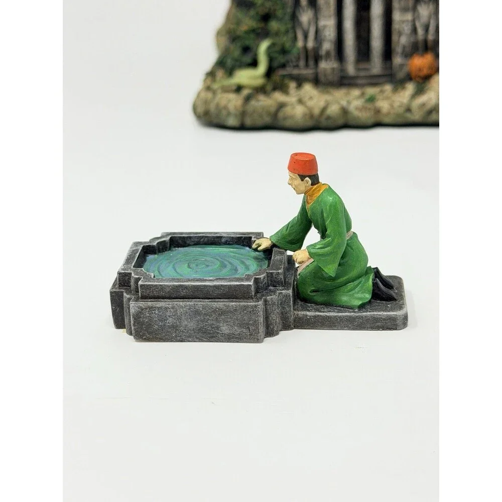 Hawthorne Village Universal Monsters Mummys Museum Collectible Building Box COA